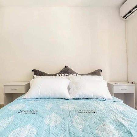 Central 1Br Oasis, Fast Fiber Wifi, Free Parking, Free Netflix With Shelter Haifa Eksteriør bilde