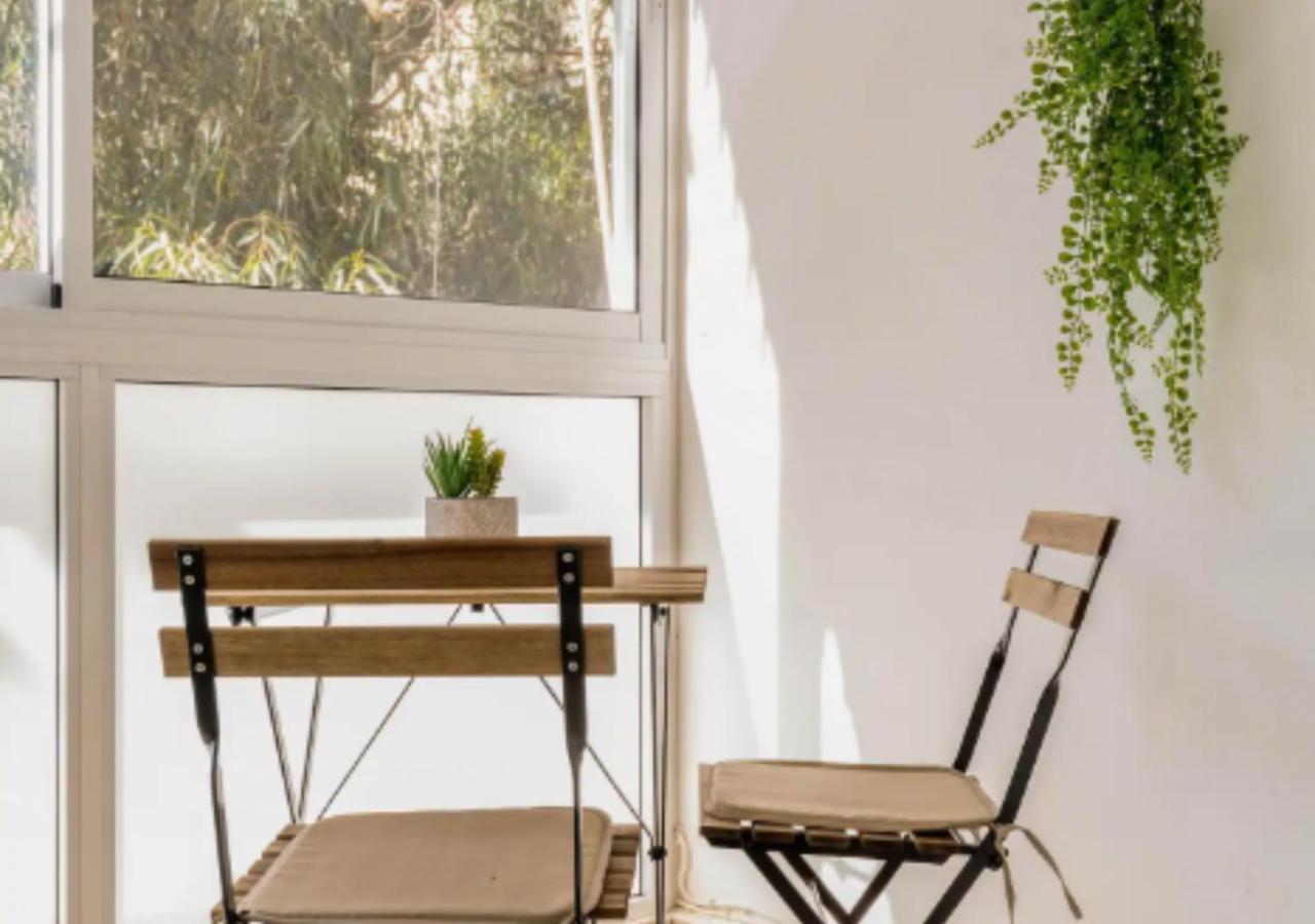 Central 1Br Oasis, Fast Fiber Wifi, Free Parking, Free Netflix With Shelter Haifa Eksteriør bilde